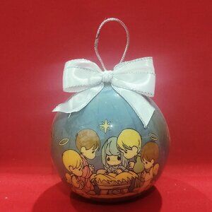 Vintage Precious Moments Christmas Ball Ornament Nativity Scene Enesco 1995
